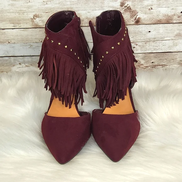 Nine West, women's Burgandy fringed suede heels, small gold hardware, Sz 6 1/2 - Picture 3 of 11